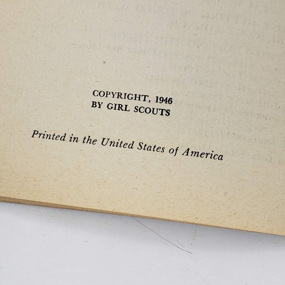 How To Start A Girl Scout Troop Catalog Booklet 1946 - Picture 4 of 5